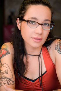 Ebony MILF babes Janae and